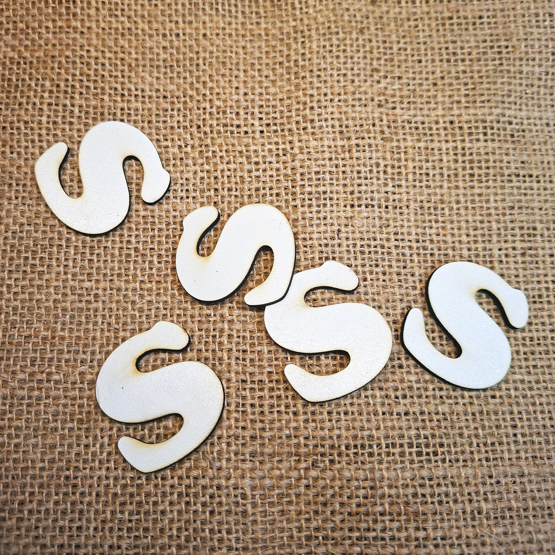 Litera „S” blank