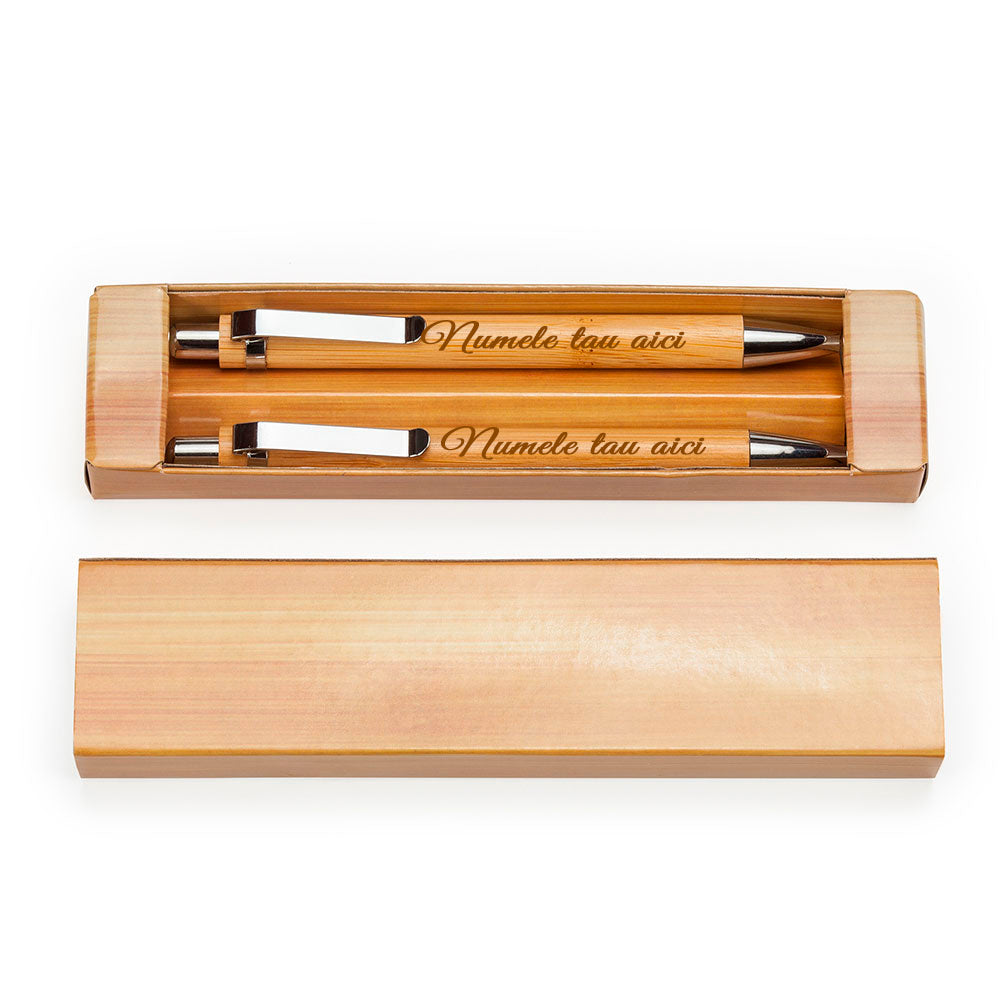 Set Pix si creion din bambus cu nume - Cadouri Originale